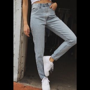 Brandy Melville Jane Light Wash Jeans